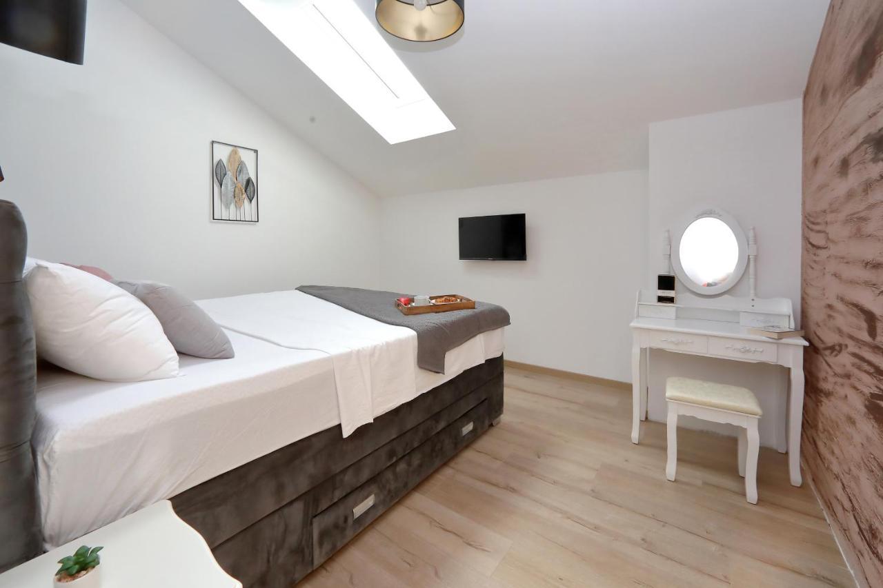 Luxury Apartments Monika Near The Sea With Private Parking Bibinje Exteriér fotografie