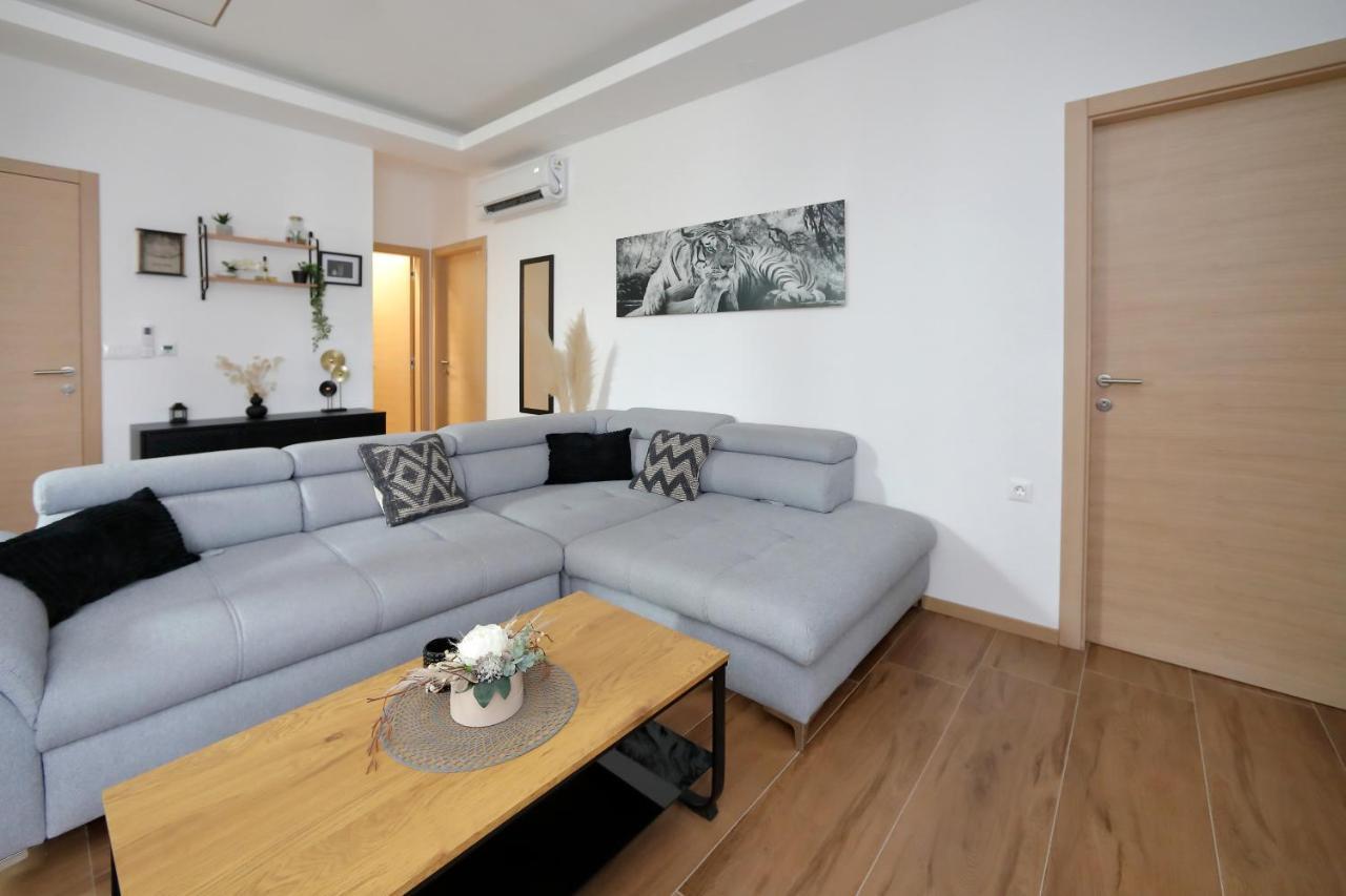 Luxury Apartments Monika Near The Sea With Private Parking Bibinje Exteriér fotografie