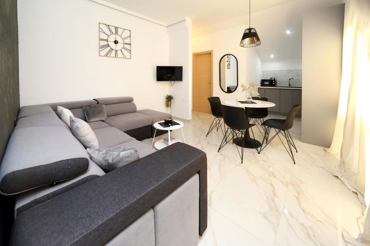Luxury Apartments Monika Near The Sea With Private Parking Bibinje Exteriér fotografie