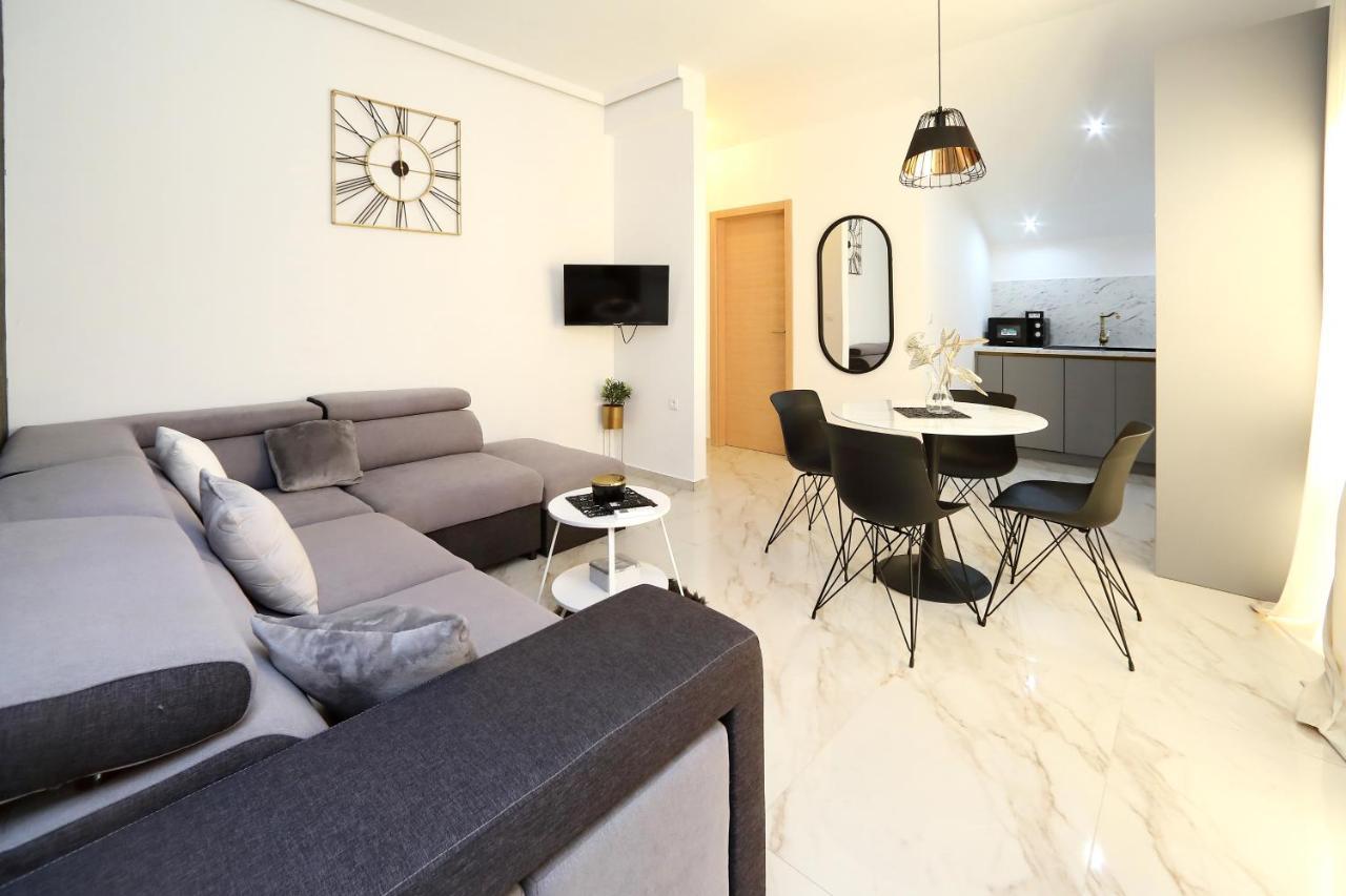 Luxury Apartments Monika Near The Sea With Private Parking Bibinje Exteriér fotografie