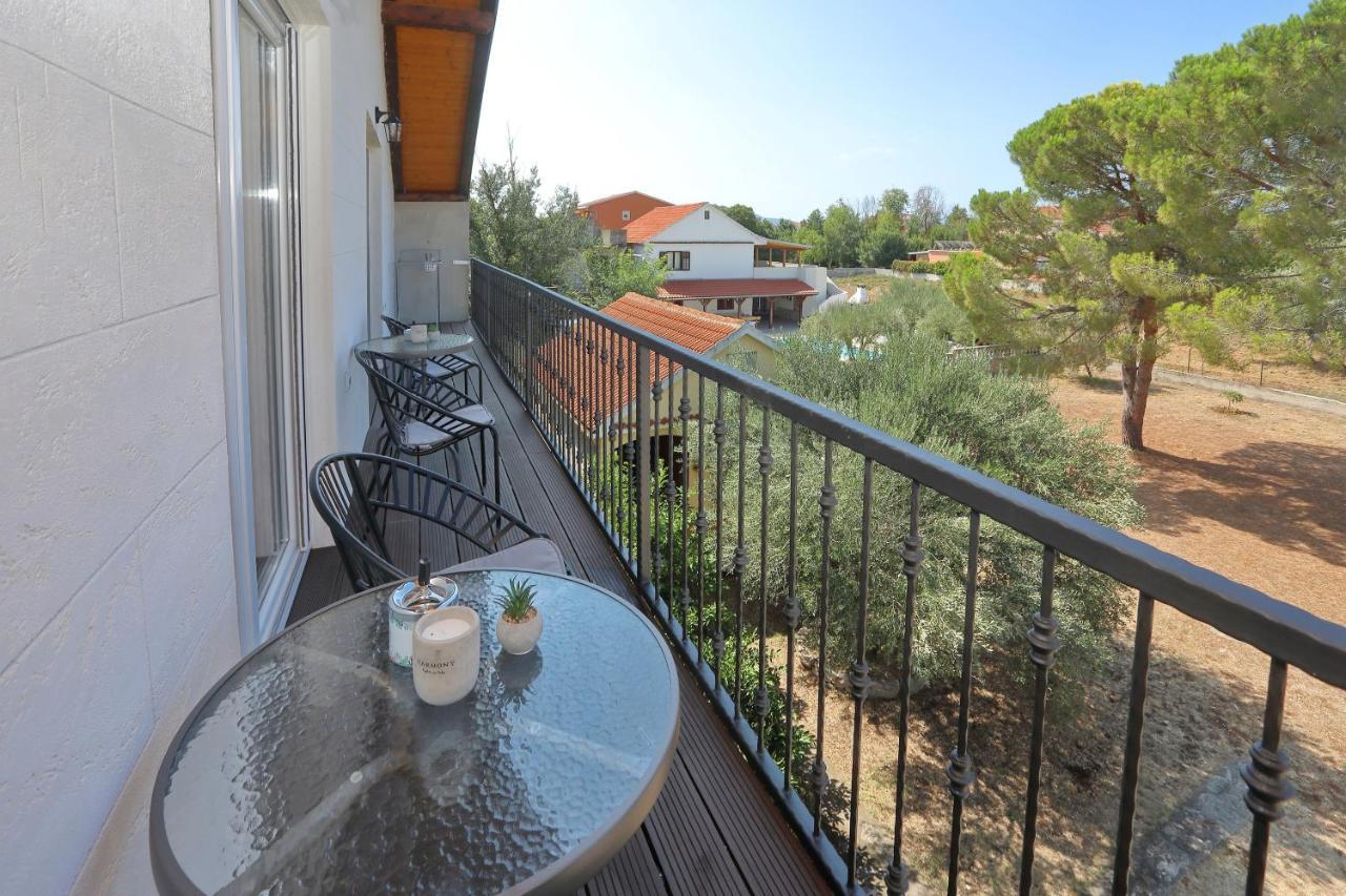 Luxury Apartments Monika Near The Sea With Private Parking Bibinje Exteriér fotografie